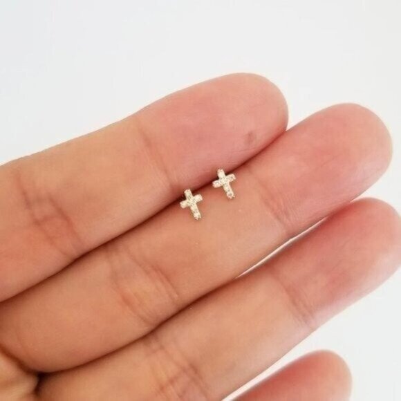 Dainty Diamond Cross Stud Earring Faith Gift Tragus Stud screw back 3rd piercing - Picture 6 of 7
